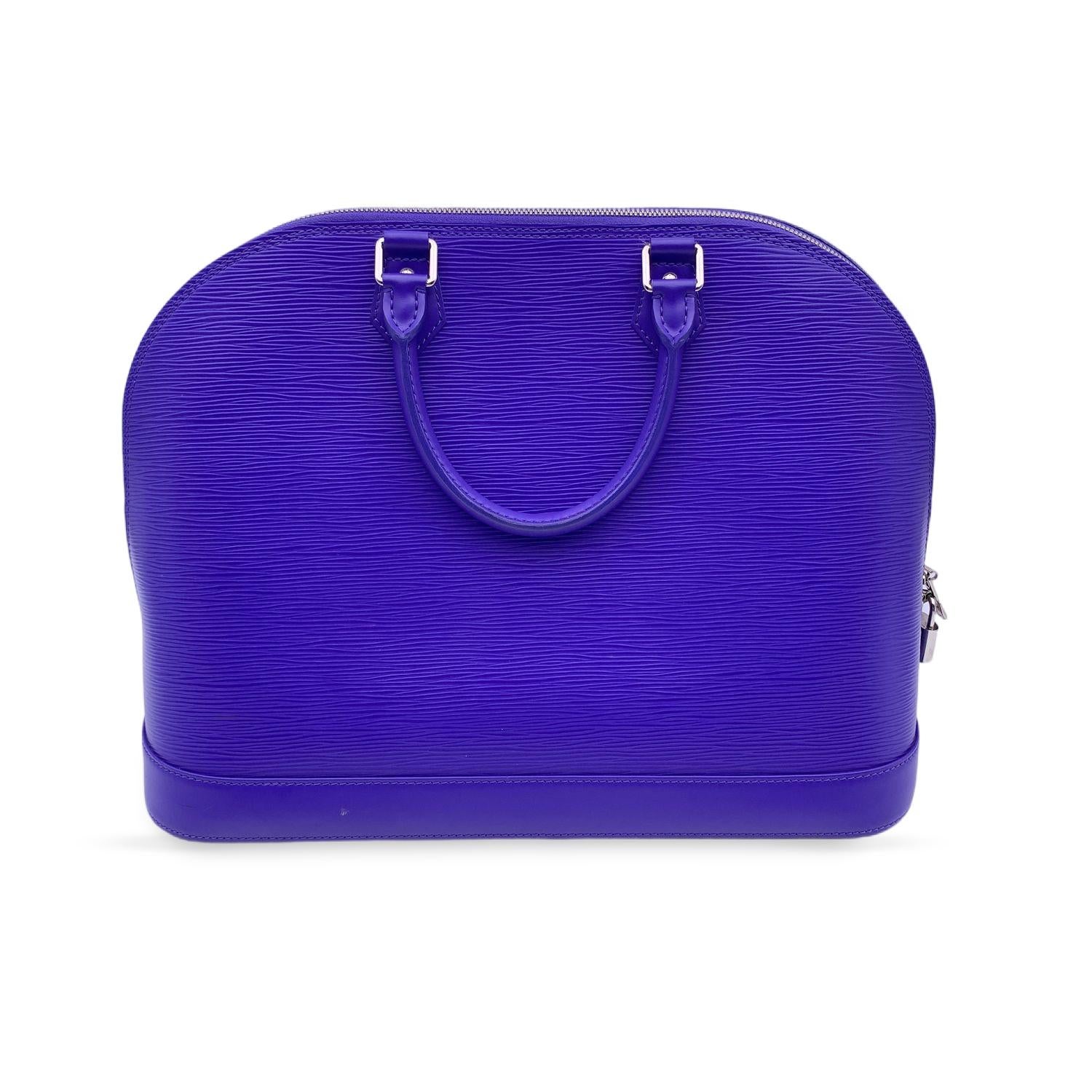Louis Vuitton Purple Epi Leather Alma GM Bag Handbag Satchel In Excellent Condition In Rome, Rome