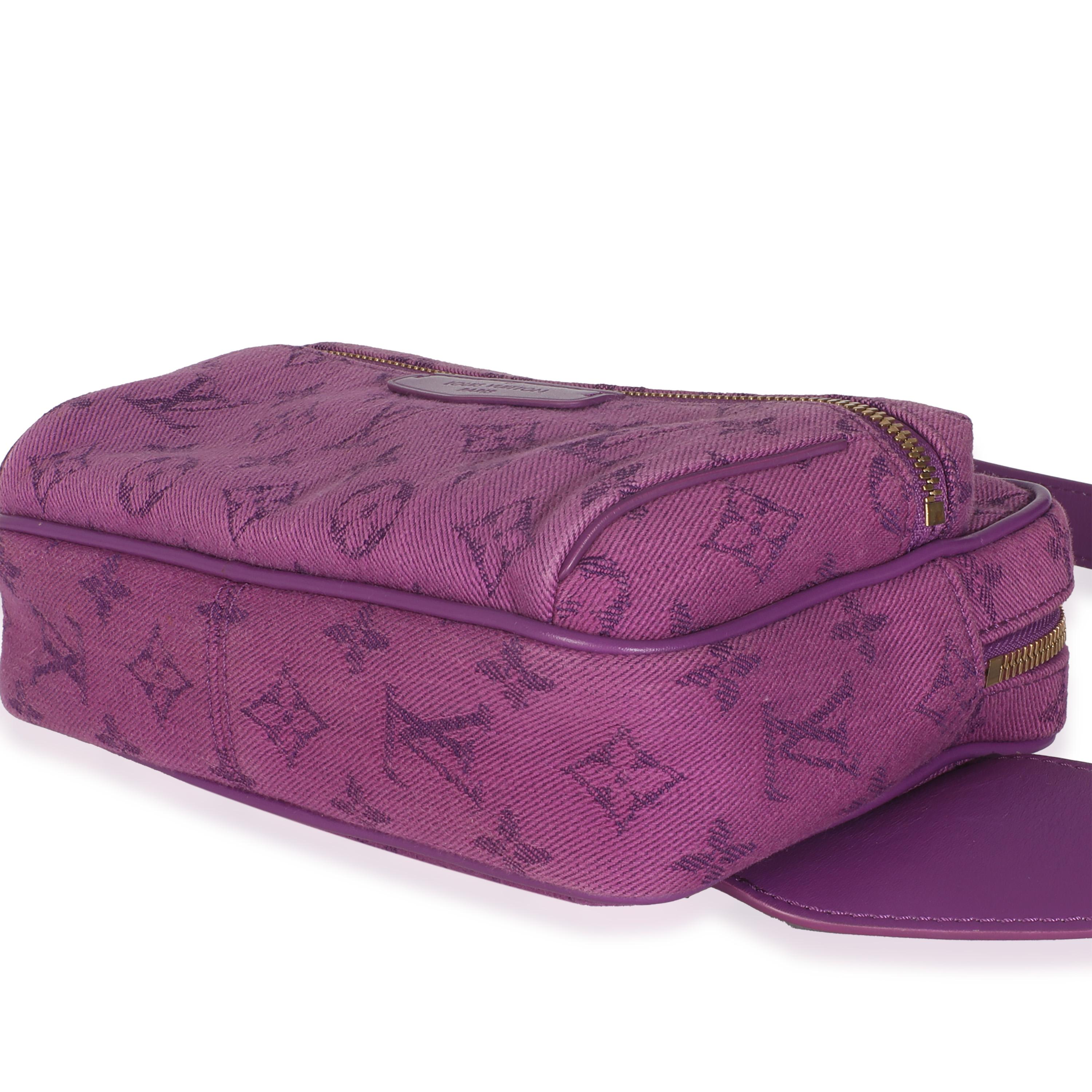 Women's or Men's Louis Vuitton Purple Monogram Denim Outdoor Bumbag For Sale