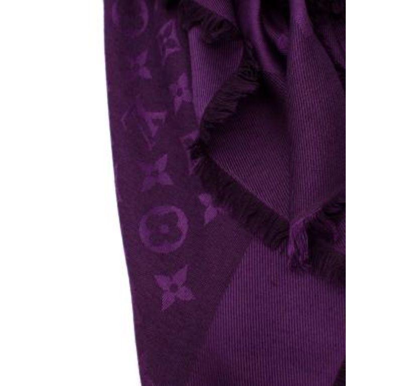 Louis Vuitton Purple Monogram Scarf For Sale 2