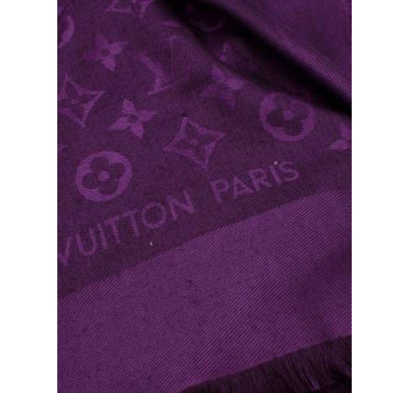 Louis Vuitton Purple Monogram Scarf For Sale 4