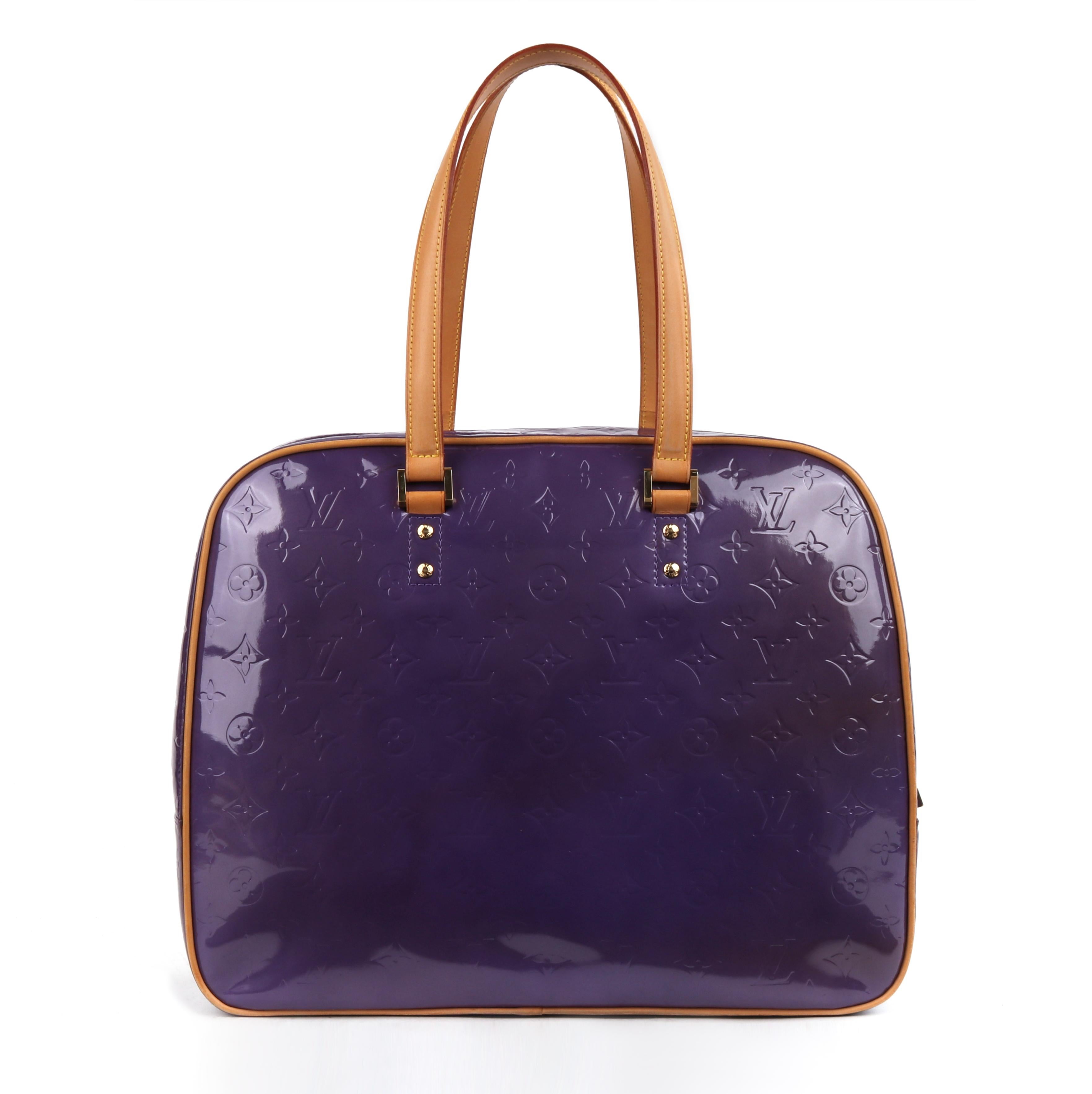 LOUIS VUITTON Purple Monogram Vernis Sutton Bag

Estimated Retail: $1,820
  
Brand / Manufacturer: Louis Vuitton  
Manufacturer Style Name: Monogram Vernis Sutton Bag
Style: Handbag
Color(s): Purple
Lined: Yes
Unmarked Fabric Content: Patent Leather