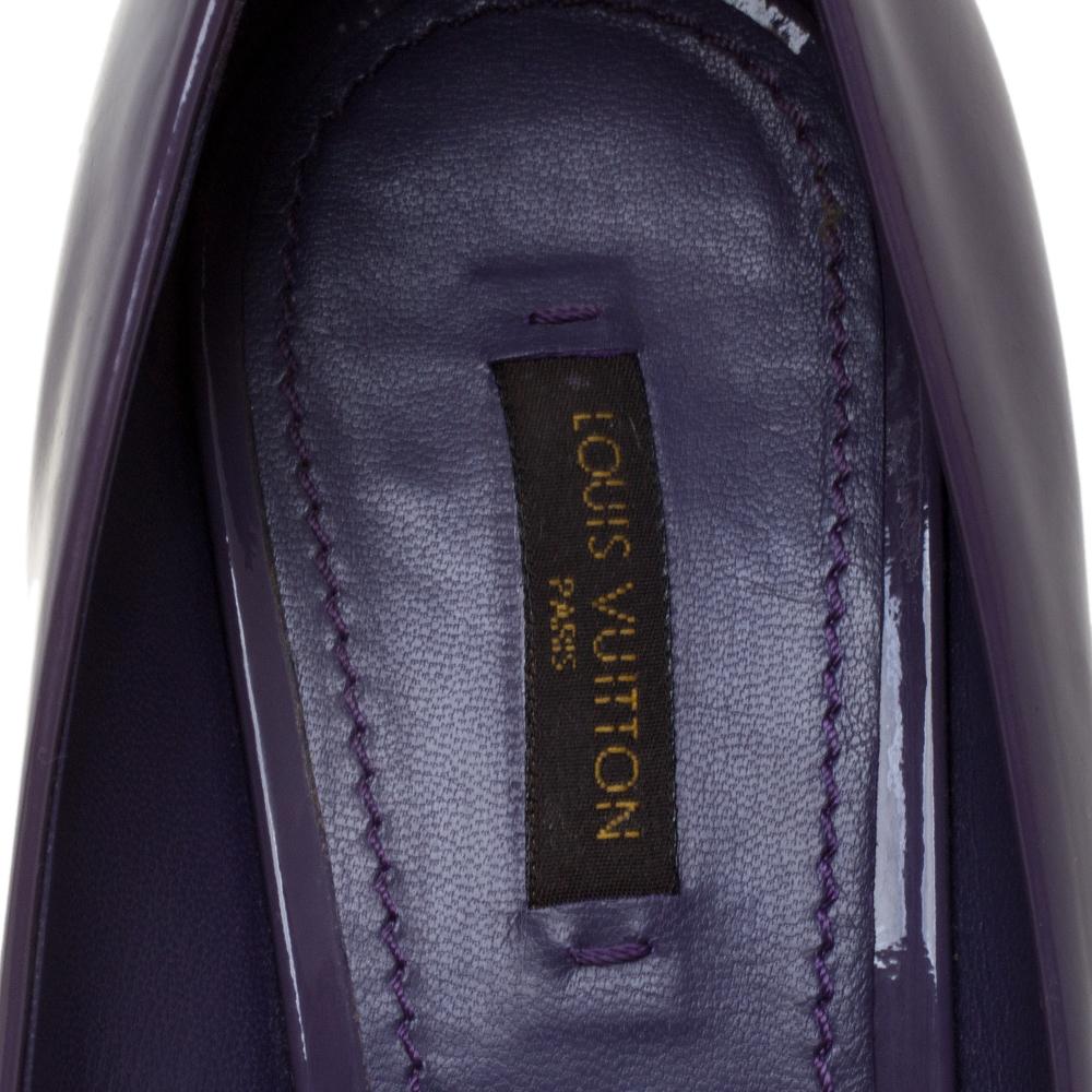 Louis Vuitton Purple Patent Leather Oh Really! Peep Toe Platform Pumps Size 39.5 In Good Condition In Dubai, Al Qouz 2