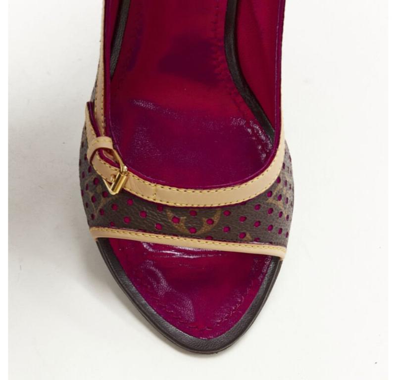 Louis Vuitton - Chaussures à talons compensés à bout ouvert avec monogramme, violettes, EU36,5 en vente 1