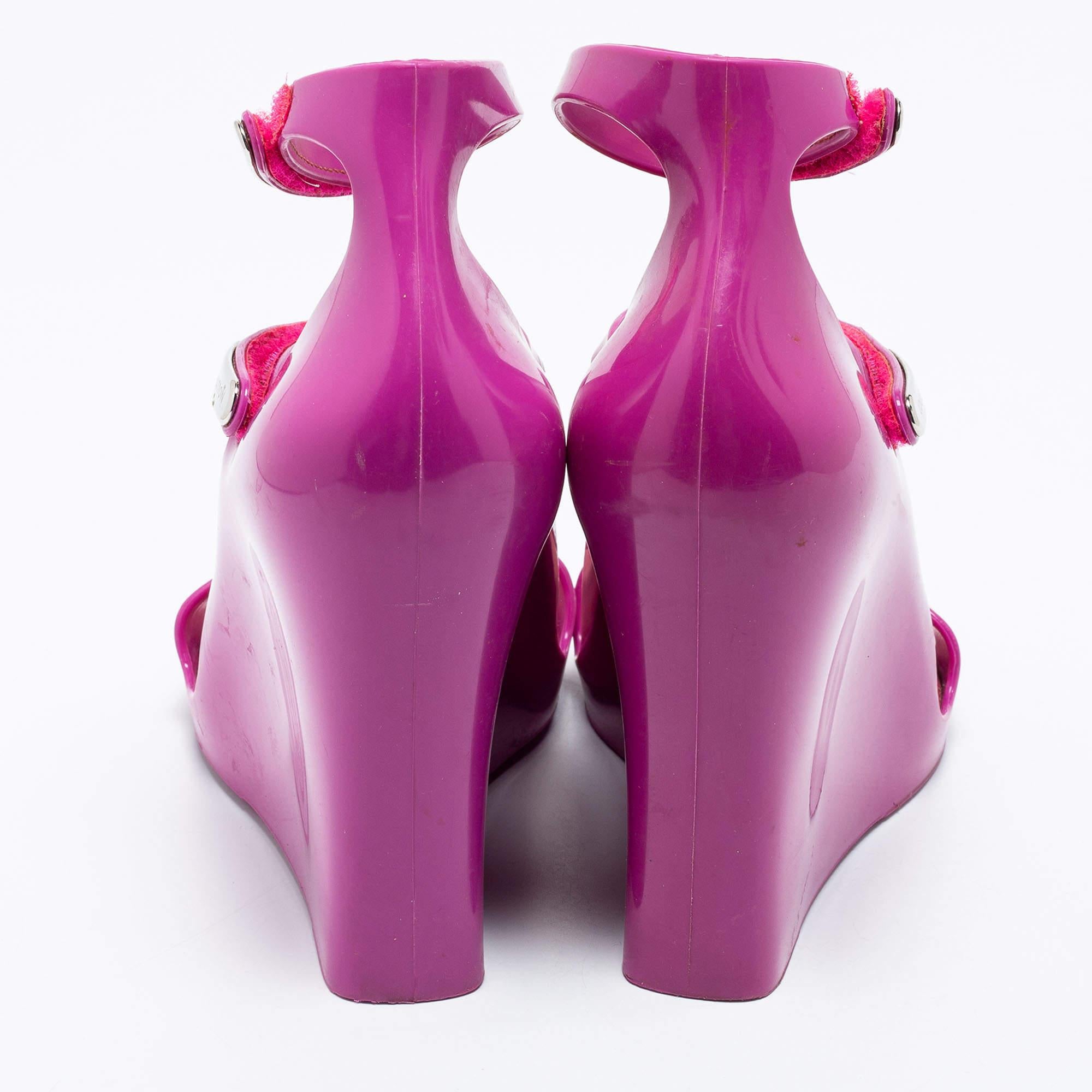 Louis Vuitton Purple Rubber Ankle-Strap Wedge Sandals Size 37 For Sale 1