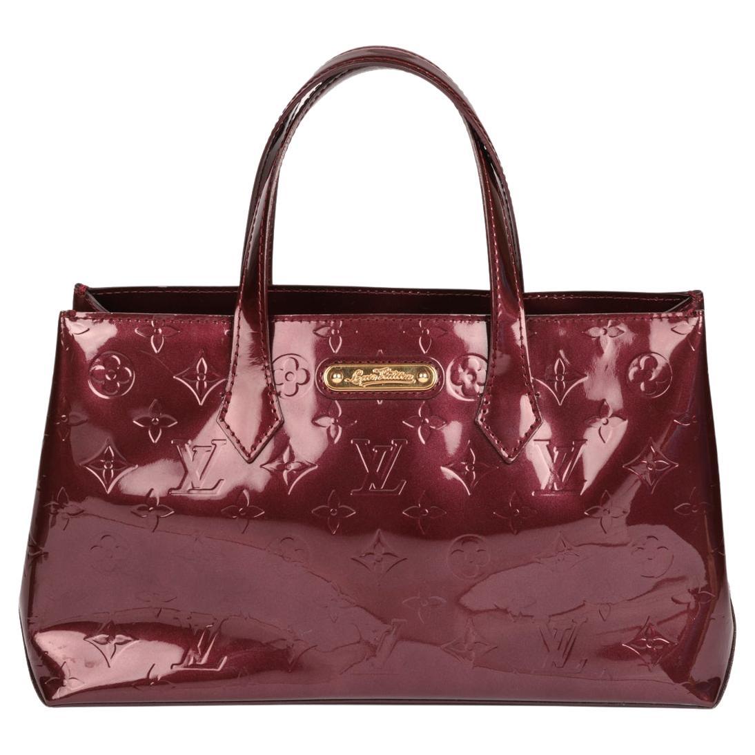 Can someone stitch this and let me know my options in this LV Vernis M