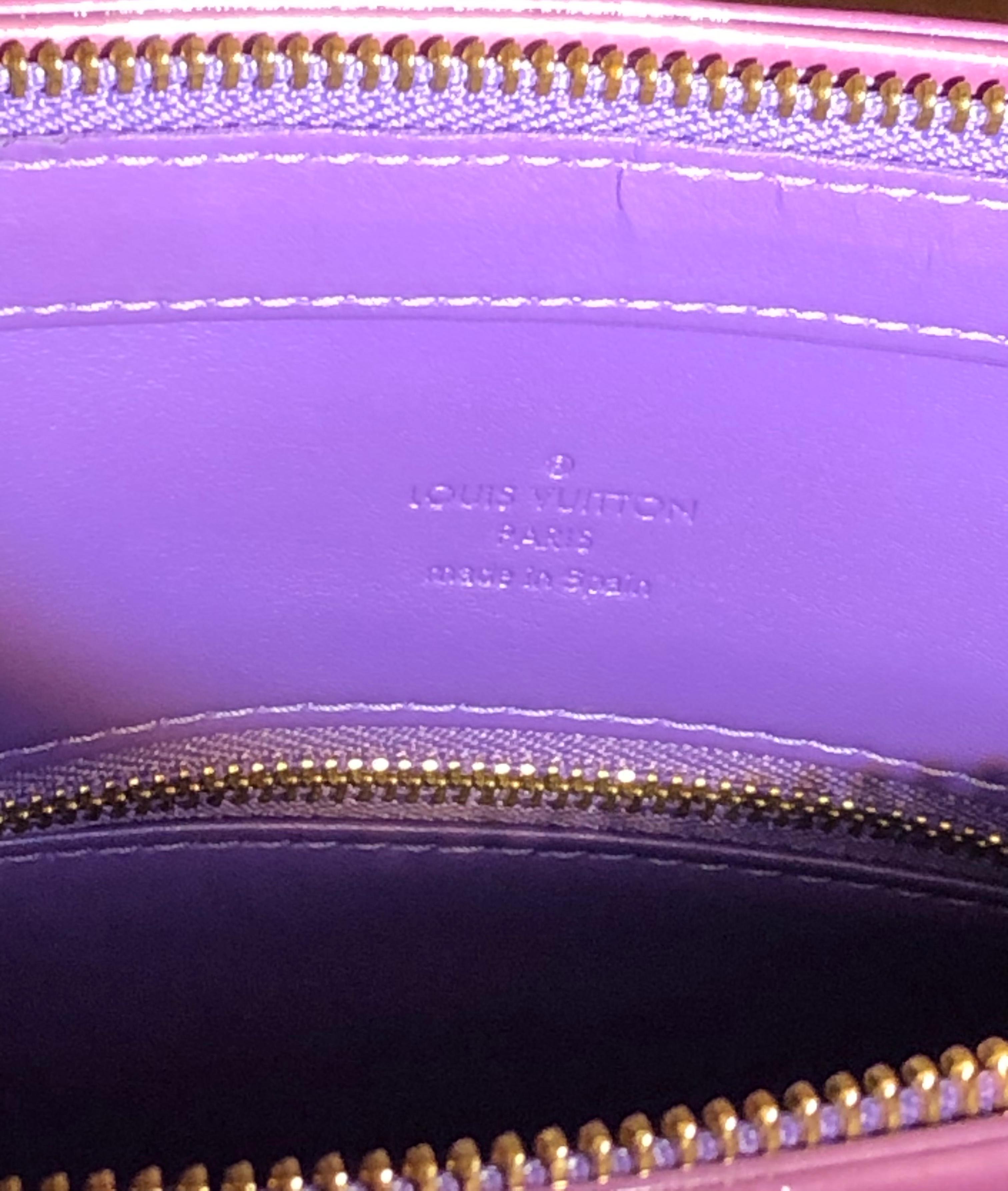 Louis Vuitton Purple Vernis Patent Leather Monogram Tote Handbag In Excellent Condition In Sheung Wan, HK