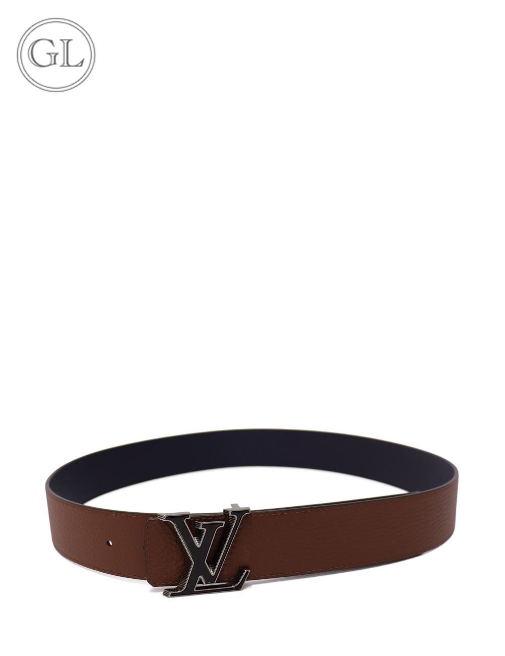 Louis Vuitton Initials LV Mirror 40mm Reversible Belt (Size 90/36) For Sale  at 1stDibs