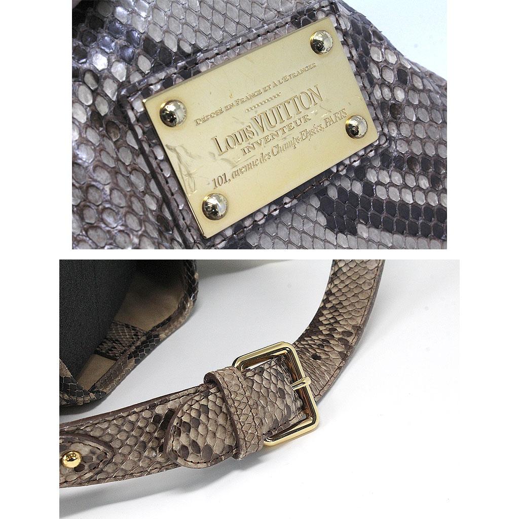 Louis Vuitton Python Galliera Smeralda PM handbag In Good Condition In Boca Raton, FL