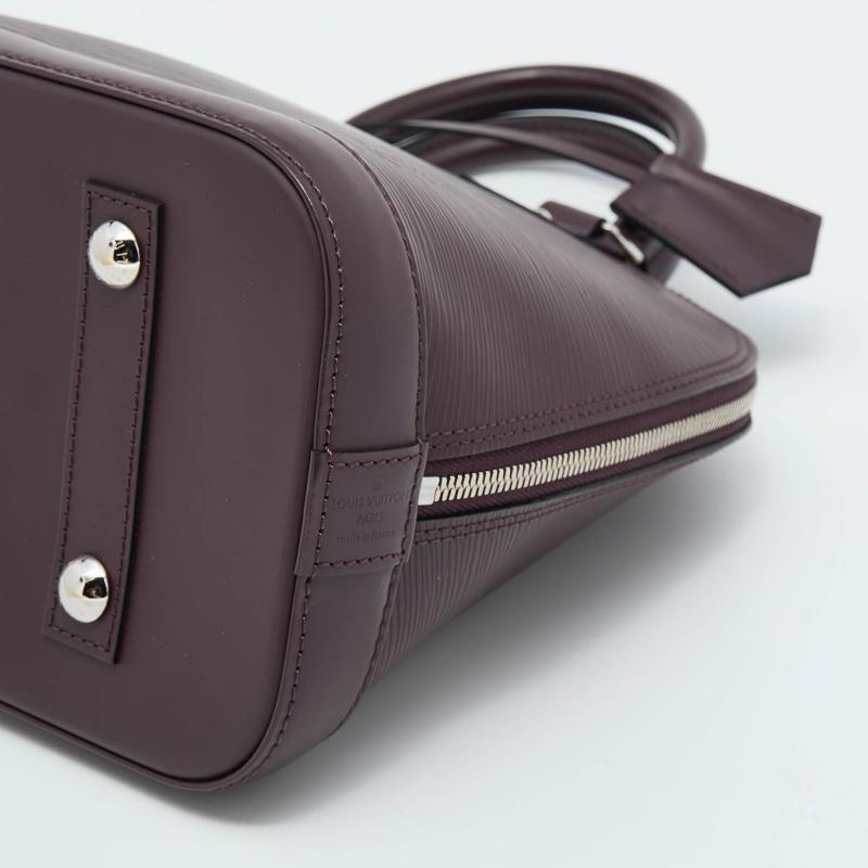 Louis Vuitton Quetsche Epi Leather Alma PM Bag 2