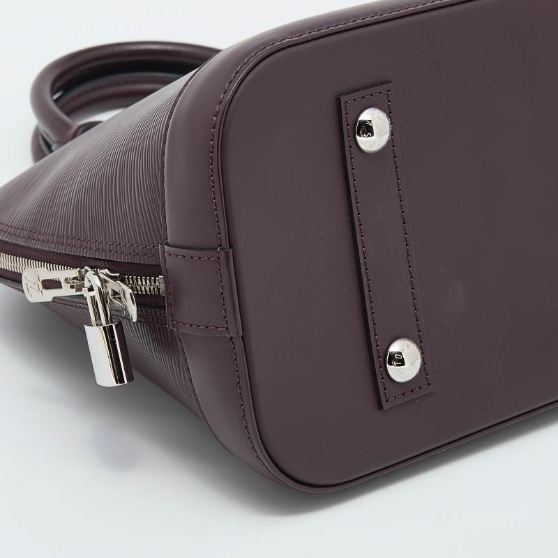 Louis Vuitton Quetsche Epi Leather Alma PM Bag 6