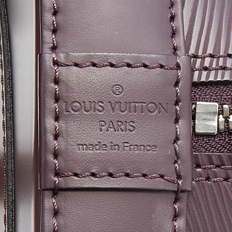 Louis Vuitton Quetsche Epi Leather Alma PM Bag In Good Condition In Dubai, Al Qouz 2