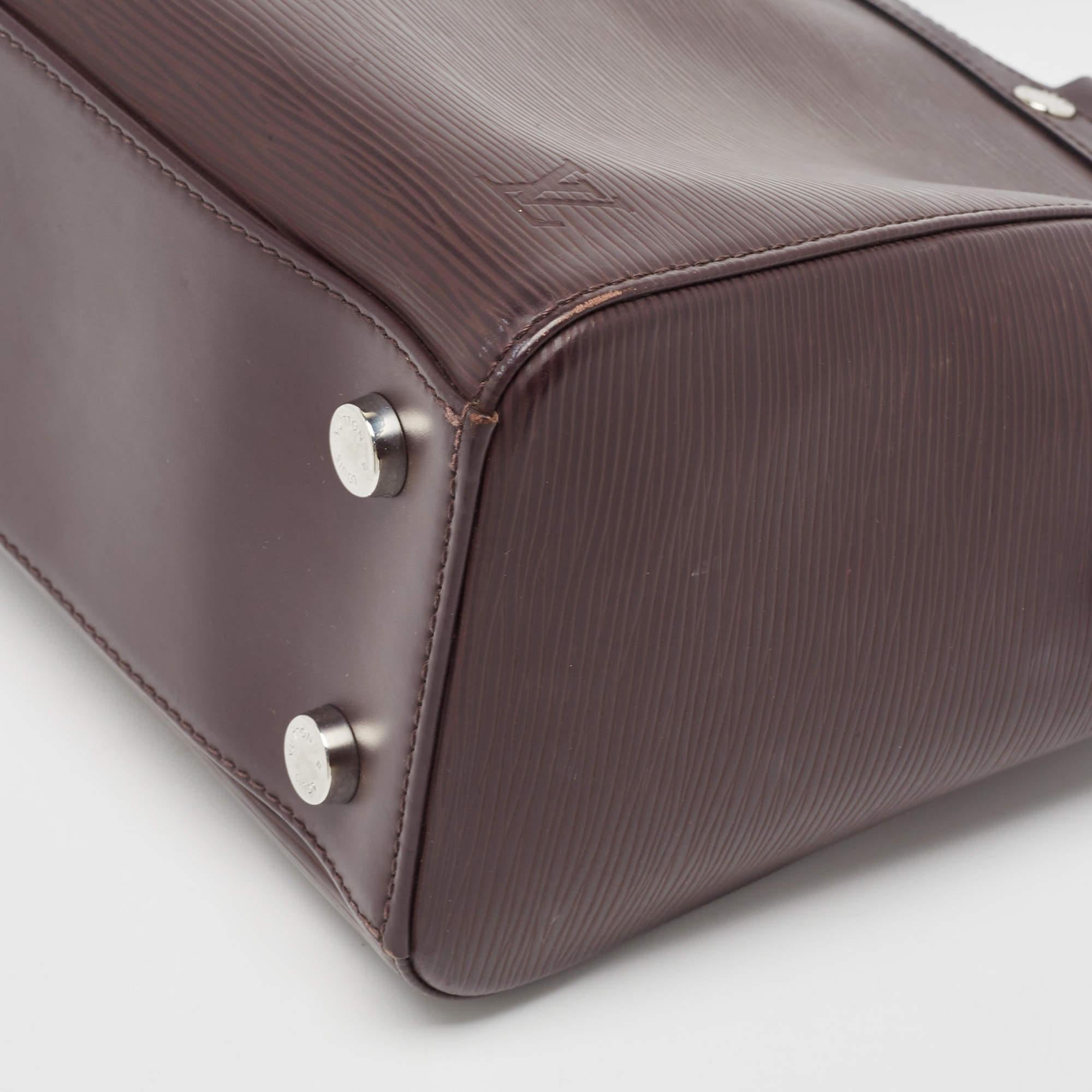 Louis Vuitton Quetsche Epi Leather Brea MM Bag 8