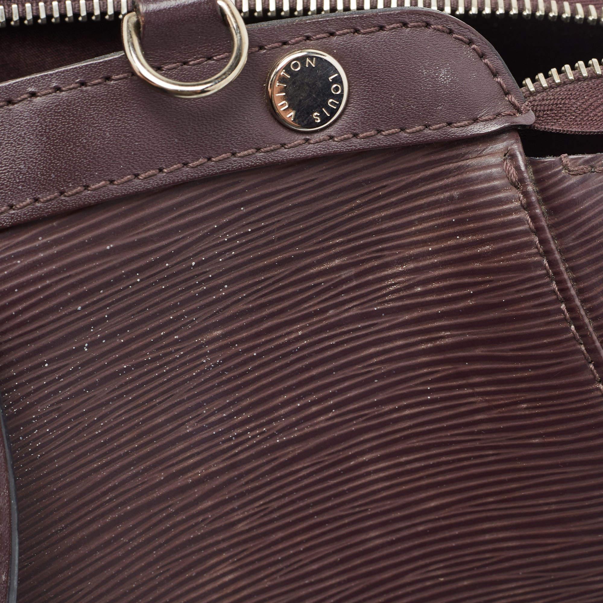 Louis Vuitton Quetsche Epi Leather Brea MM Bag For Sale 9
