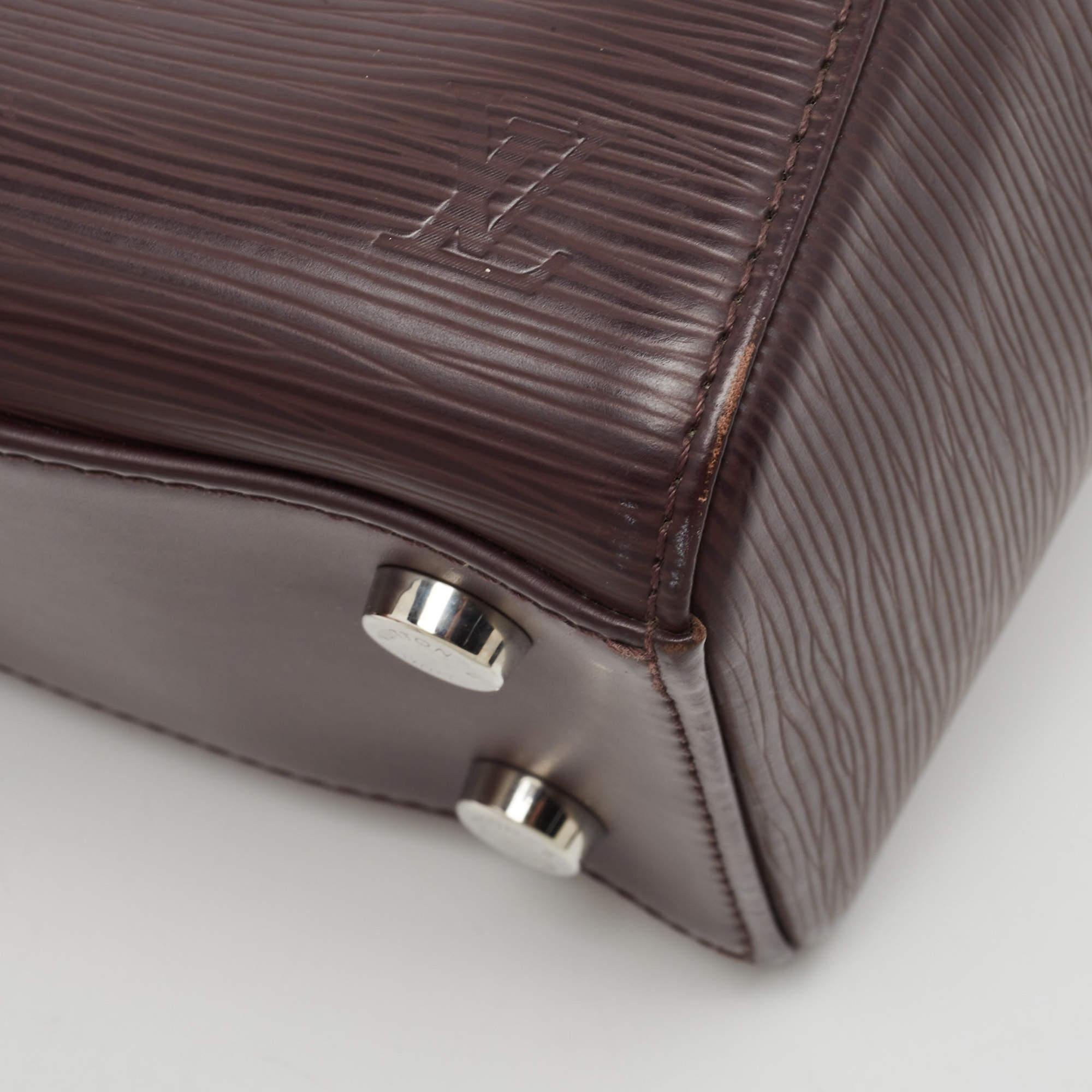 Louis Vuitton Quetsche Epi Leather Brea MM Bag For Sale 2