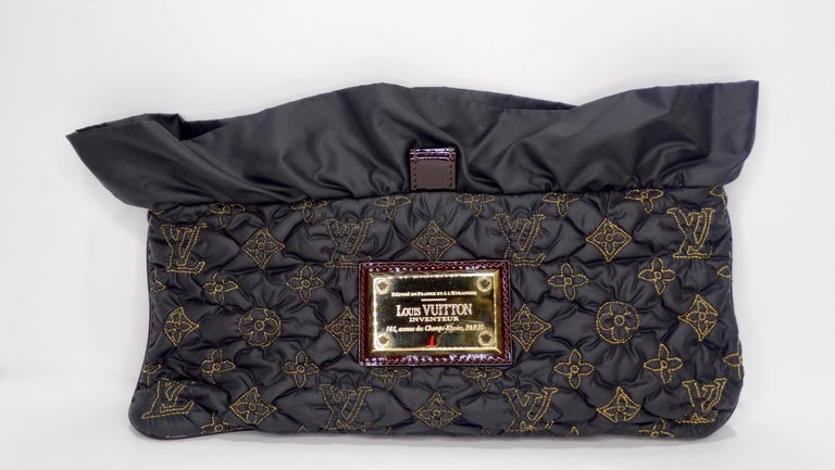 Louis Vuitton Quilted Clutch In Good Condition For Sale In Scottsdale, AZ