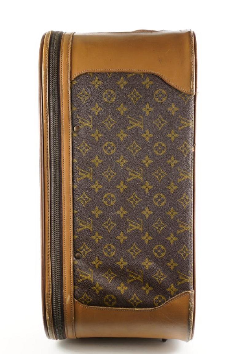 Vintage Louis Vuitton Wallet - $80