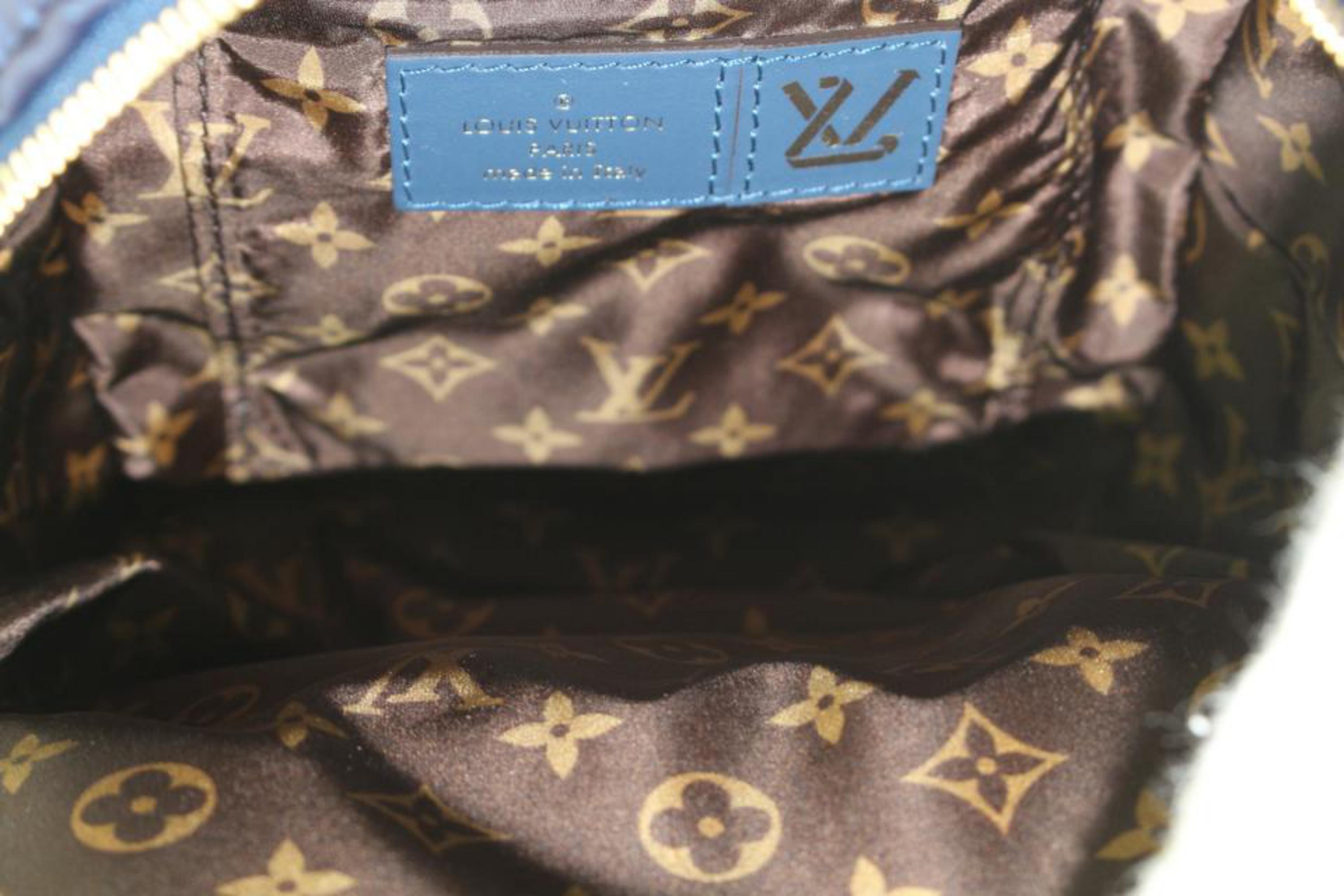 Louis Vuitton Rare 2023 Puffer Pillow Palm Spring Mini Backpack 1LVJ1020 For Sale 3