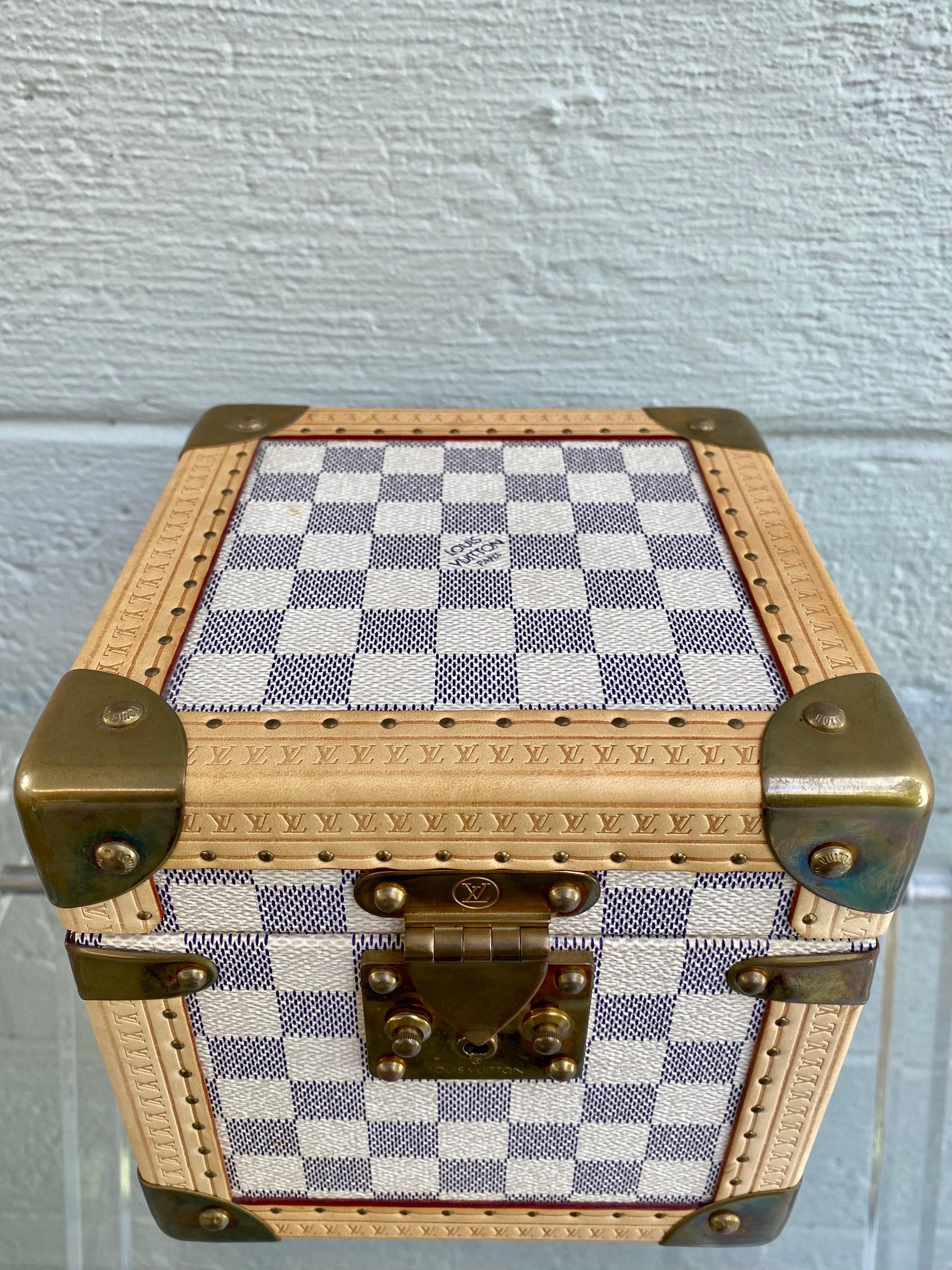 lv trunk case