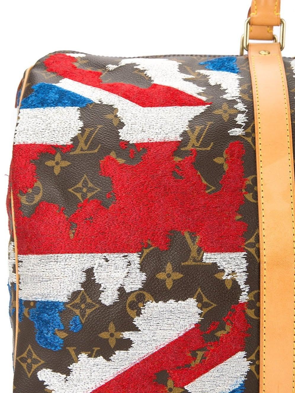 Louis Vuitton Rare Bandoulière Keepall 50 mit Union Jack Flagge von Jay Ahr, 2003. (Braun)