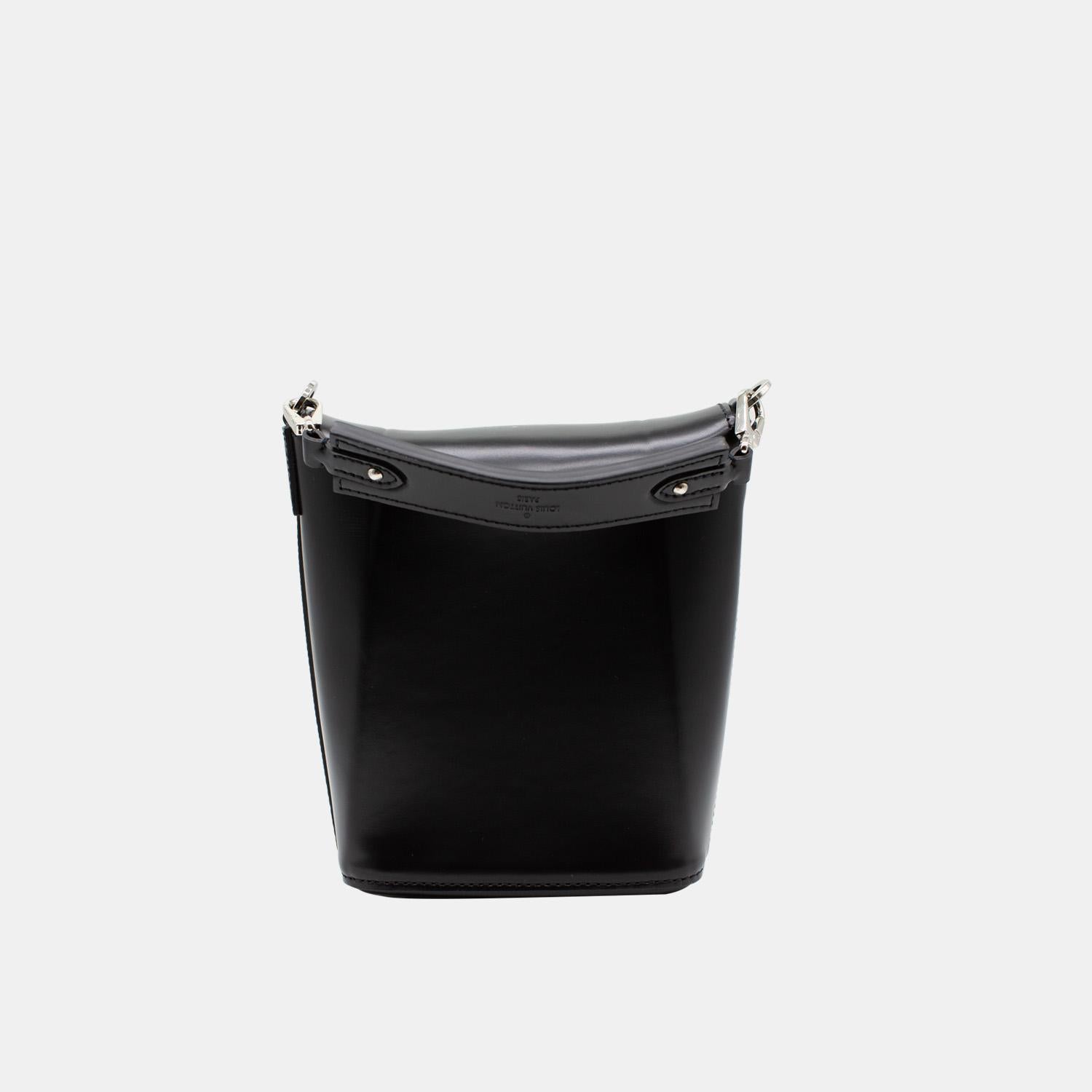 Women's or Men's Louis Vuitton Rare Epi Small Bento Box In Black 2018 Runway For Sale