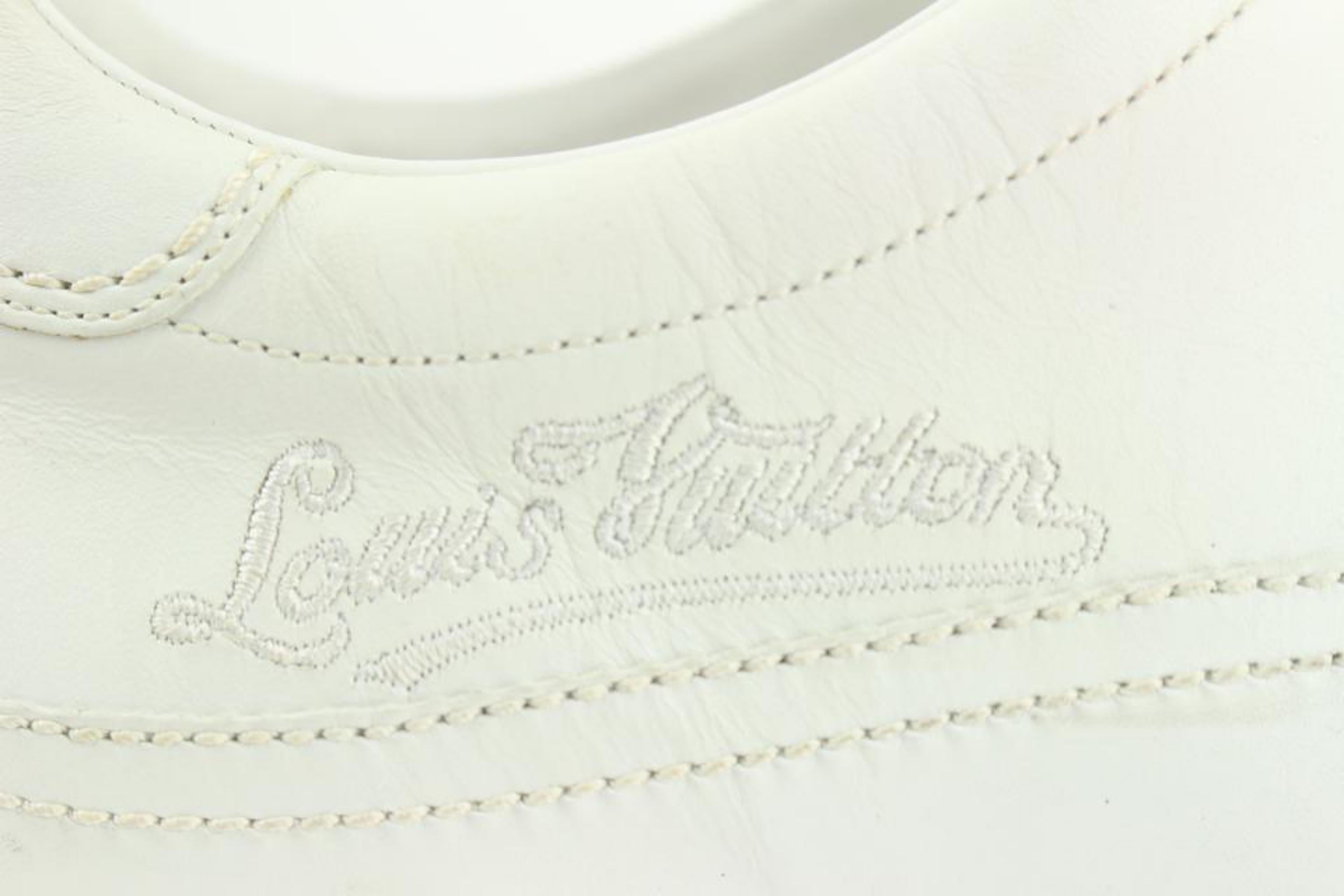 Louis Vuitton Rare Men's 10.5 US White Sneaker 5L1228 For Sale 6
