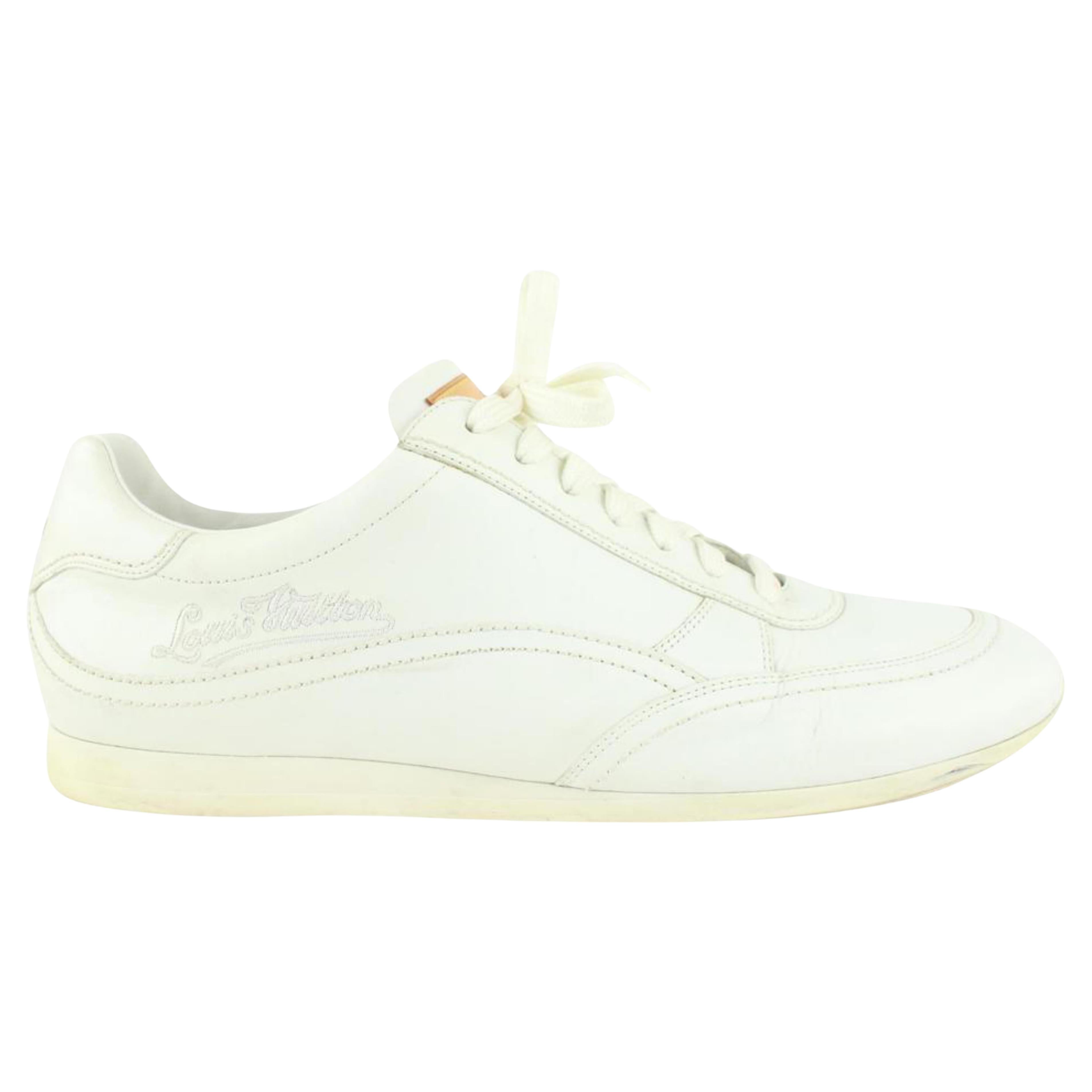 Louis Vuitton Rare Men's 10.5 US White Sneaker 5L1228 For Sale