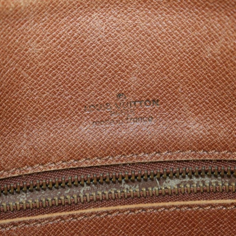 Louis Vuitton Rare Monogram Bagatelle Zip Hobo Bag 862399 For Sale at  1stDibs