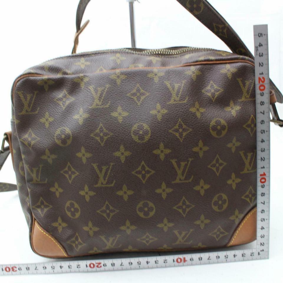 Louis Vuitton Rare Monogram Potomac 870283 Brown Coated Canvas Shoulder Bag For Sale 3