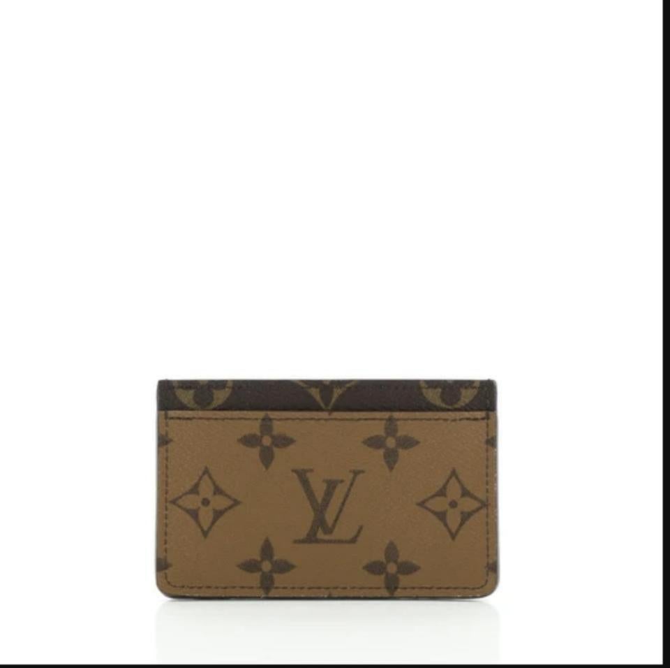 Louis Vuitton Rare Monogram Reverse Card Holder Wallet Case 862011 In New Condition For Sale In Dix hills, NY