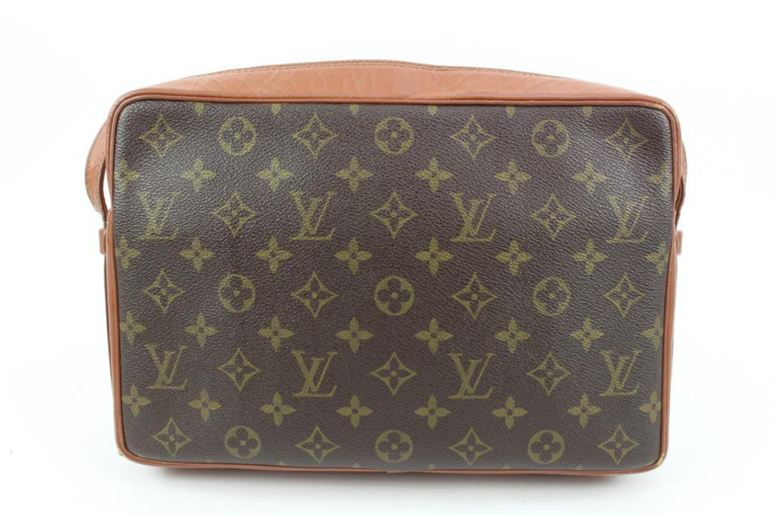 Louis Vuitton Rare Monogram Sac Bandouliere Crossbody Bag 119lv52 In Good Condition In Dix hills, NY