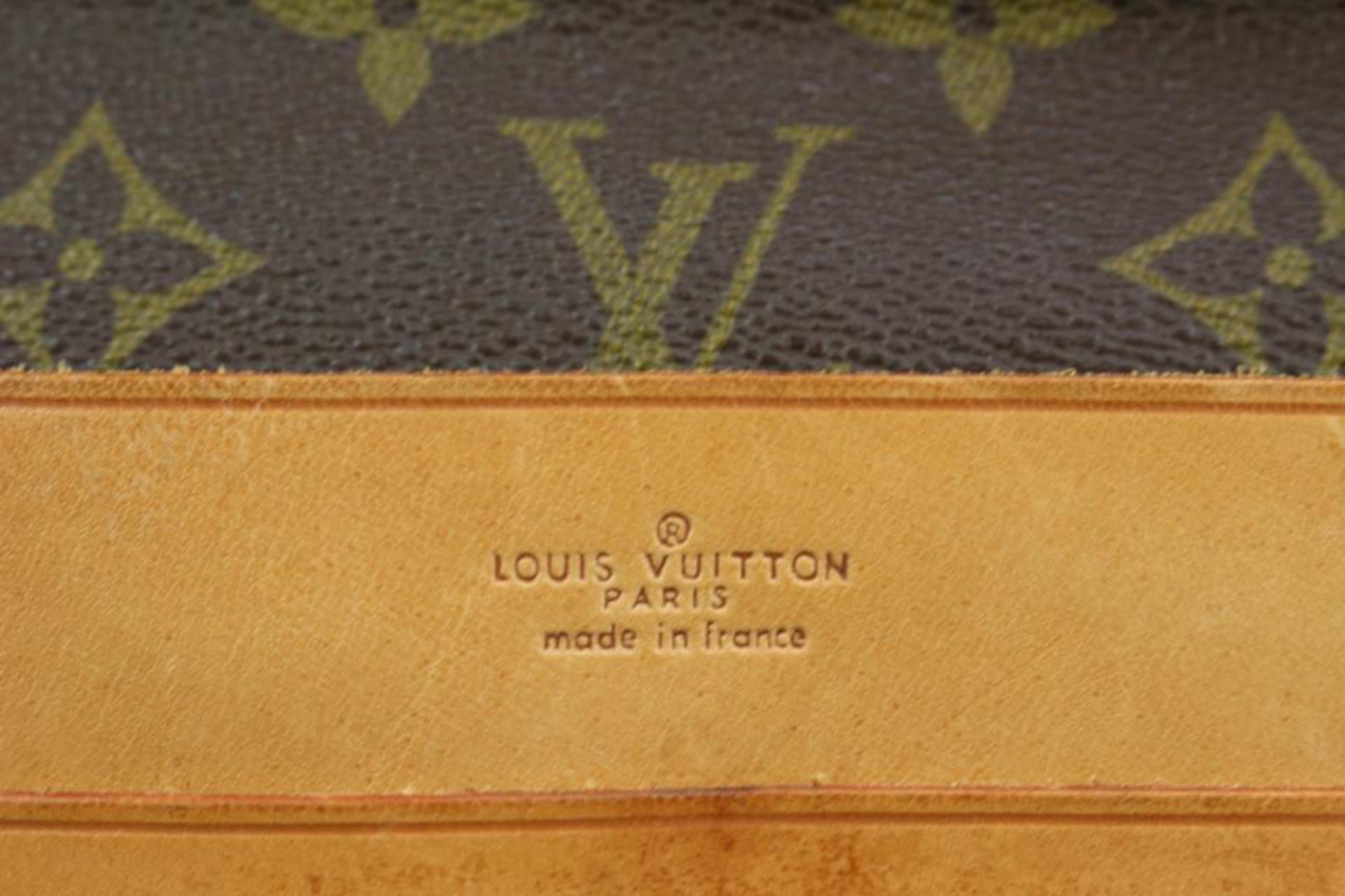 Marron Louis Vuitton Rare n° 230 Monogram Serviette Portable Pliante 86lv39s en vente