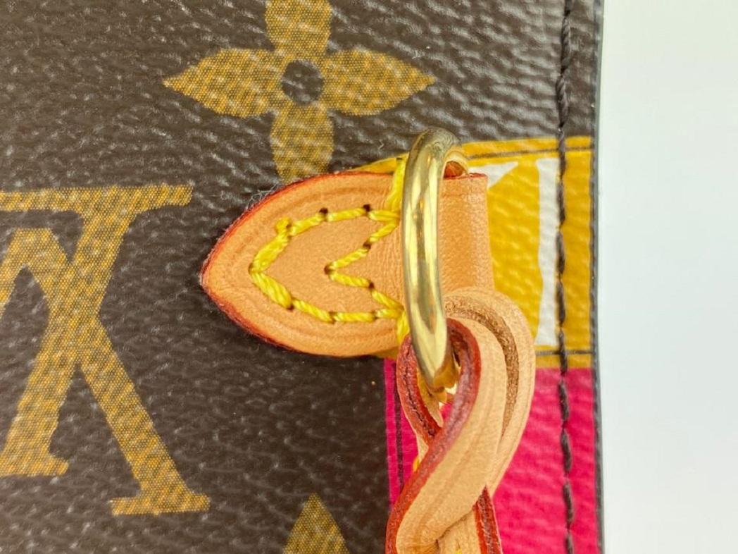 Louis Vuitton Rare Summer Trunks Monogram Neverfull Pochette GM Wristlet Bag For Sale 2