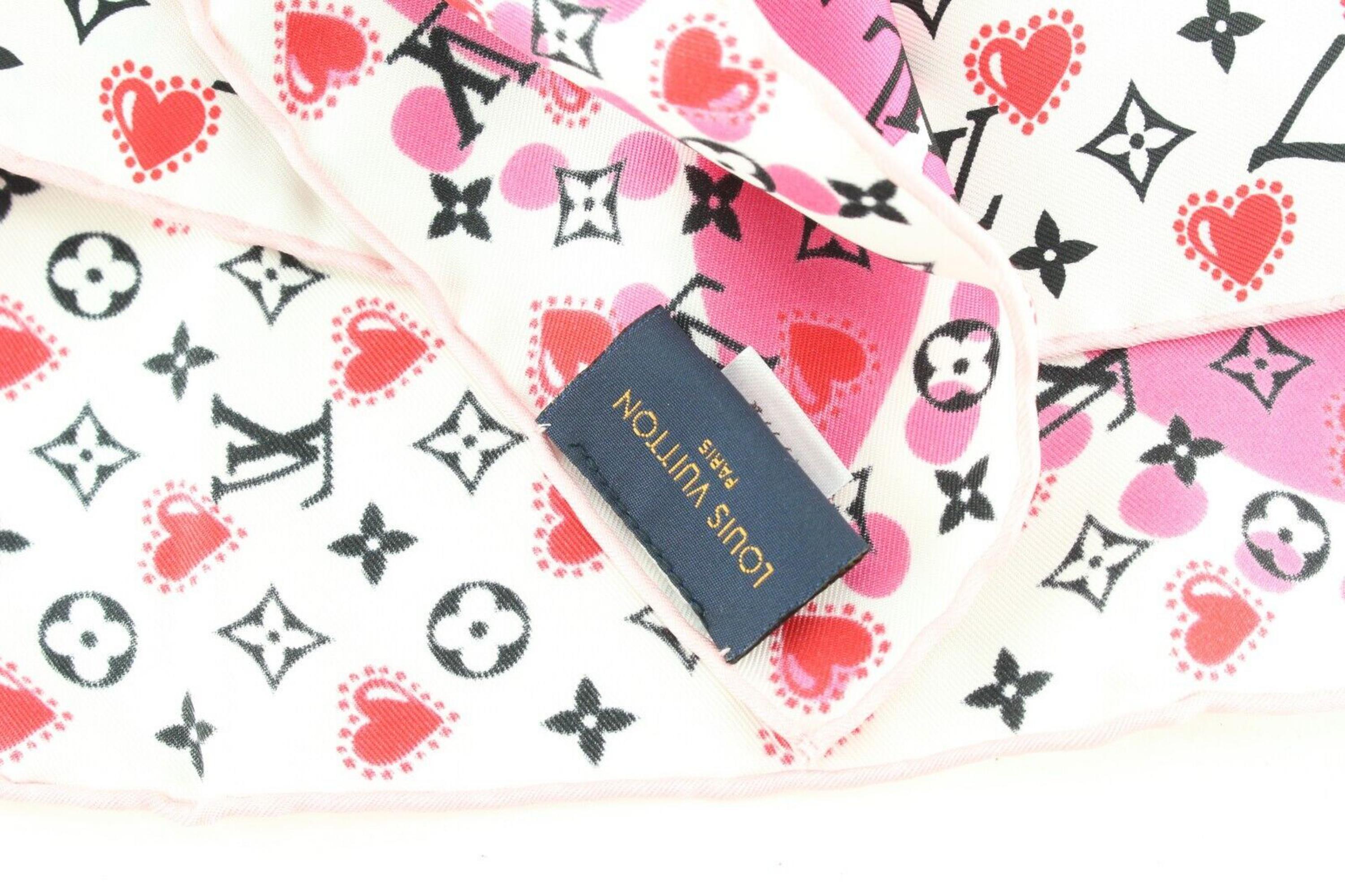 Louis Vuitton Rare Valentine Heart Monogram Silk Scarf 3LK0315 For Sale 3