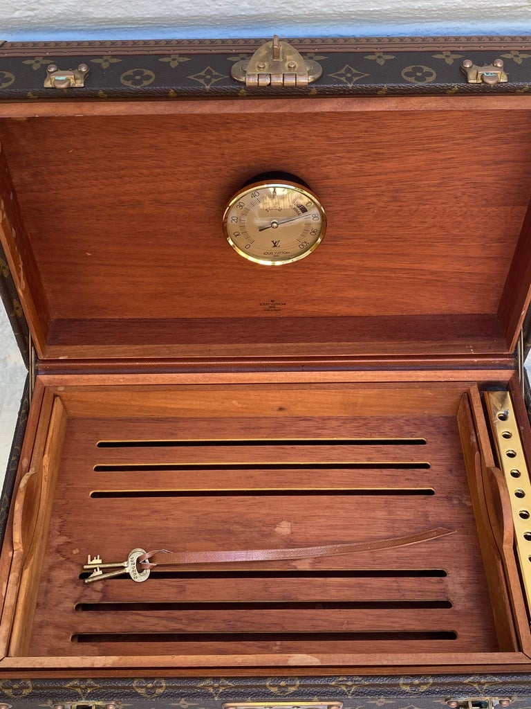 Louis Vuitton Rare Vintage Cigar Boite Trunk Humidor Travel Luggage  For Sale 5
