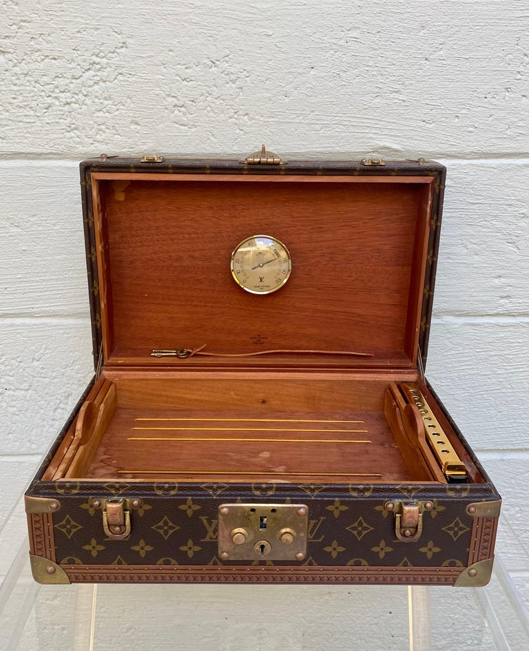 Louis Vuitton Rare Vintage Cigar Boite Trunk Humidor Travel Luggage  For Sale 6