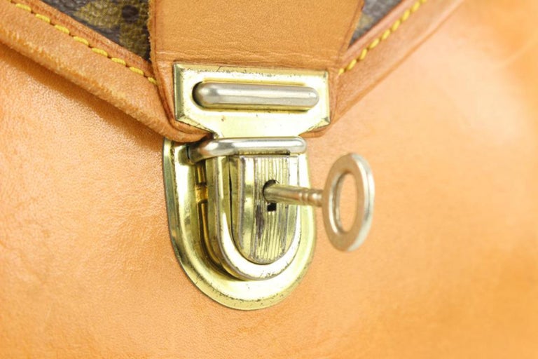 Louis Vuitton Rare Vintage Monogram Sac Biface Flap Bag with Key 16lv37 For  Sale at 1stDibs