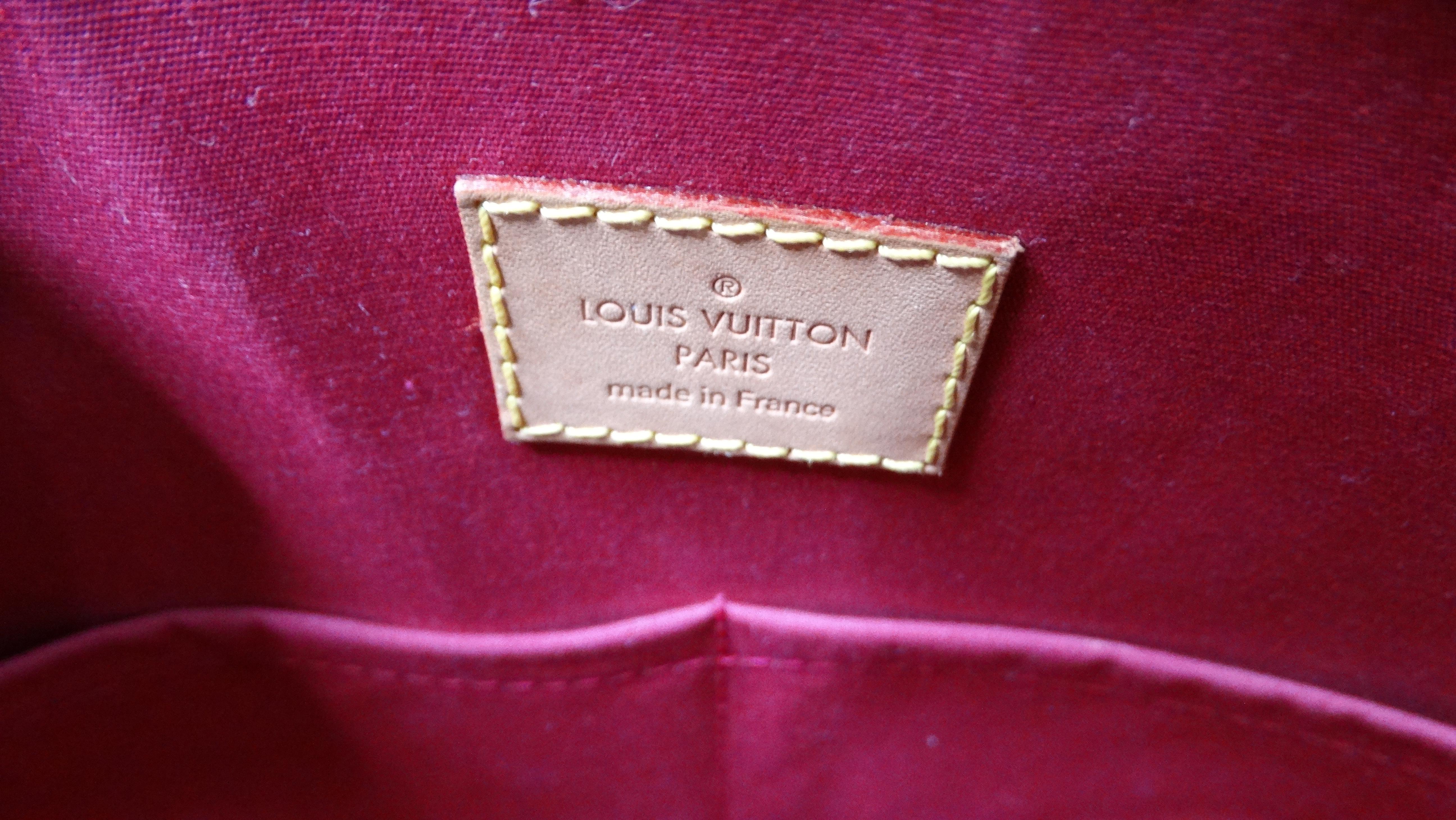 Louis Vuitton Rasberry Alma Monogram Vernis Patent Leather Handbag en venta 6