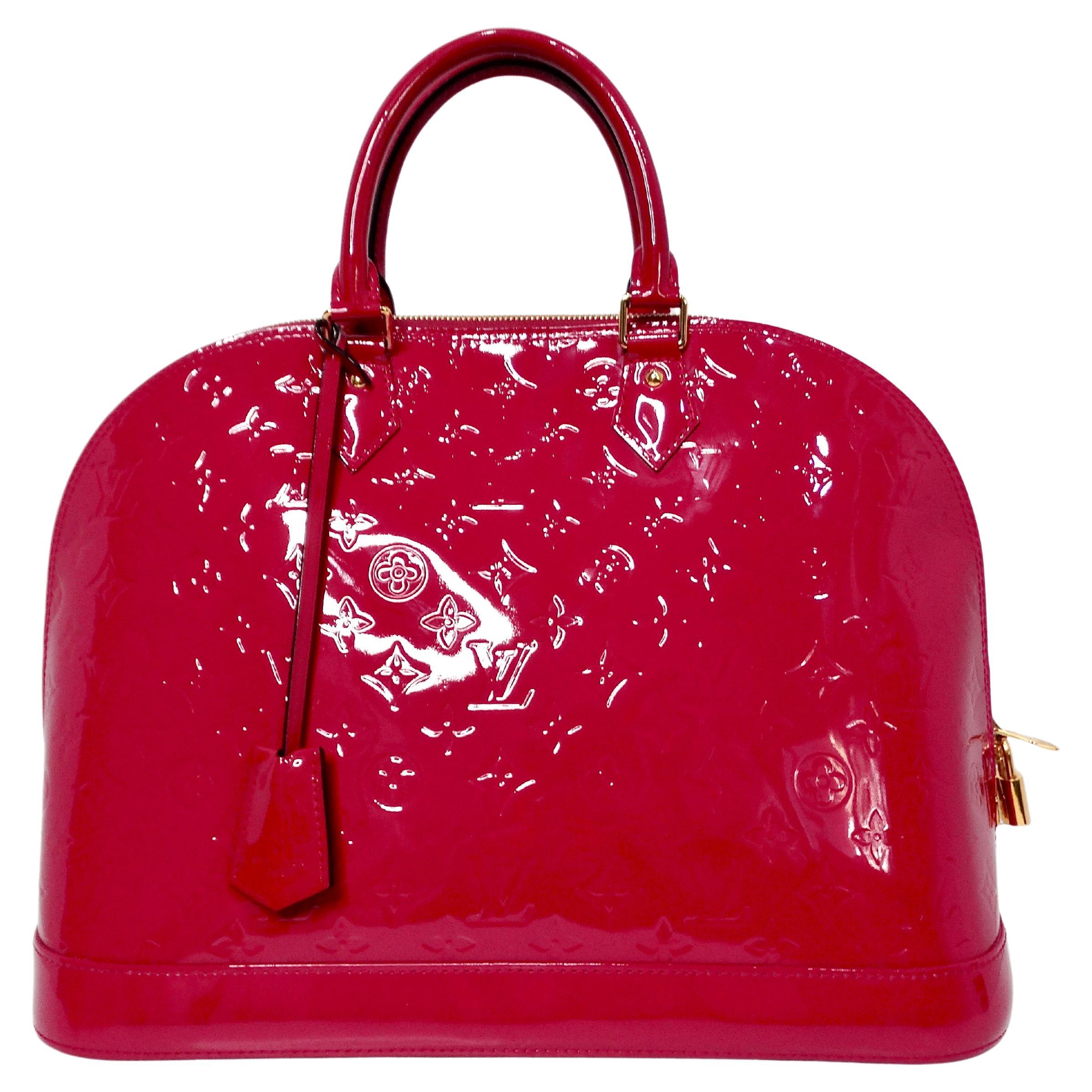 Louis Vuitton Rasberry Alma Monogram Vernis Patent Leather Handbag en venta