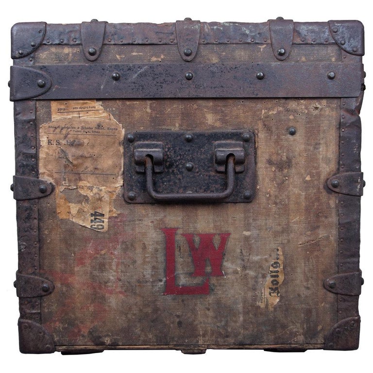Louis Vuitton Rayee Striped Canvas Trunk, c.1876 For Sale 2