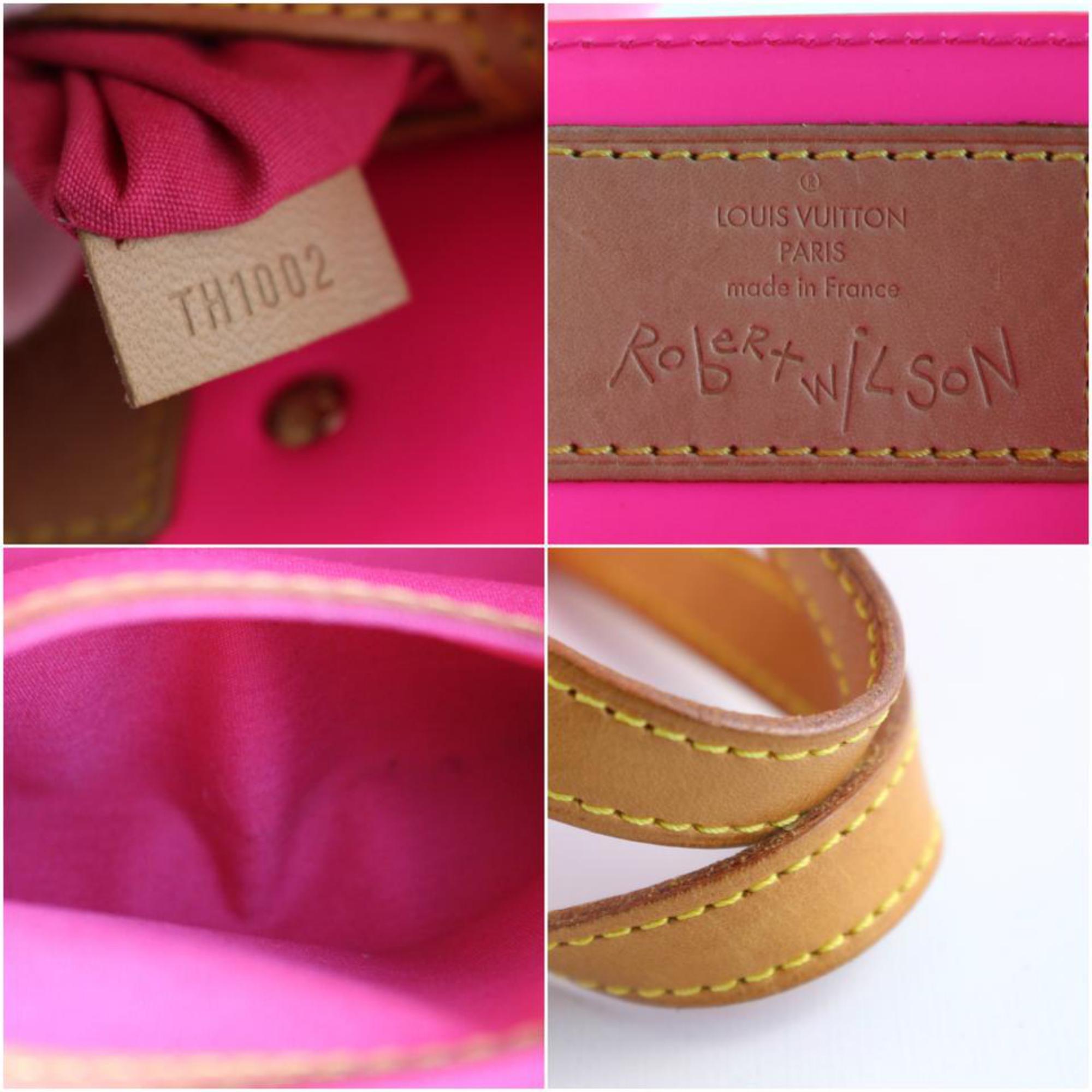 Louis Vuitton Reade Robert Wilson Pm 223740 Fluo Pink Vernis Patent Tote In Good Condition In Forest Hills, NY