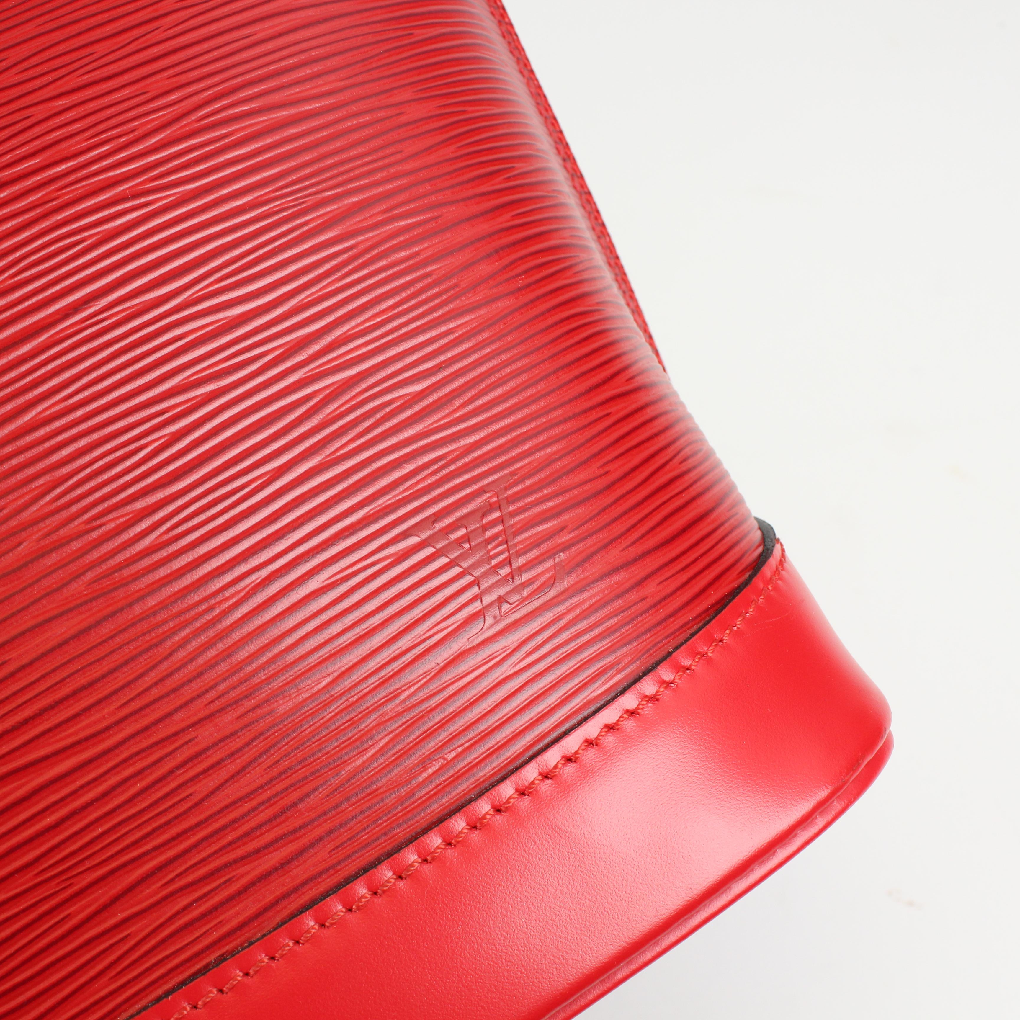Louis Vuitton Red Alma Epi leather handbag For Sale 16