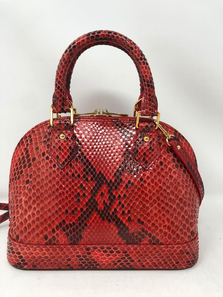 Louis Vuitton Python Shoulder Strap Dark red Exotic leather ref.497008 -  Joli Closet