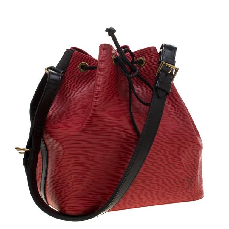 Louis Vuitton Red/Black Epi Leather Petit Noe Shoulder Bag For Sale at 1stdibs
