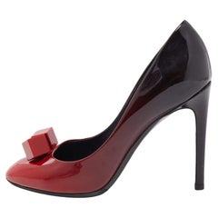 Louis Vuitton Rot/Schwarze Ombre Lackleder-Pumps mit Spitze aus Lackleder