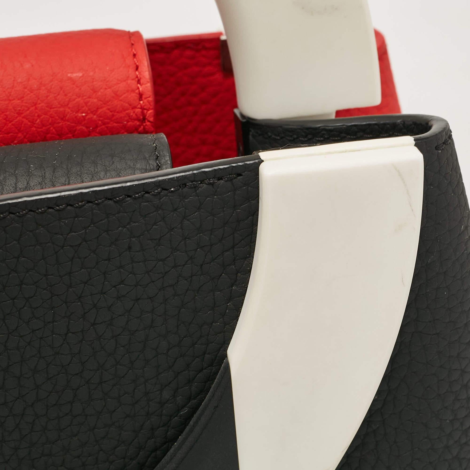 Louis Vuitton Red/Black Taurillon Leather Artycapucines MM Bag For Sale 3
