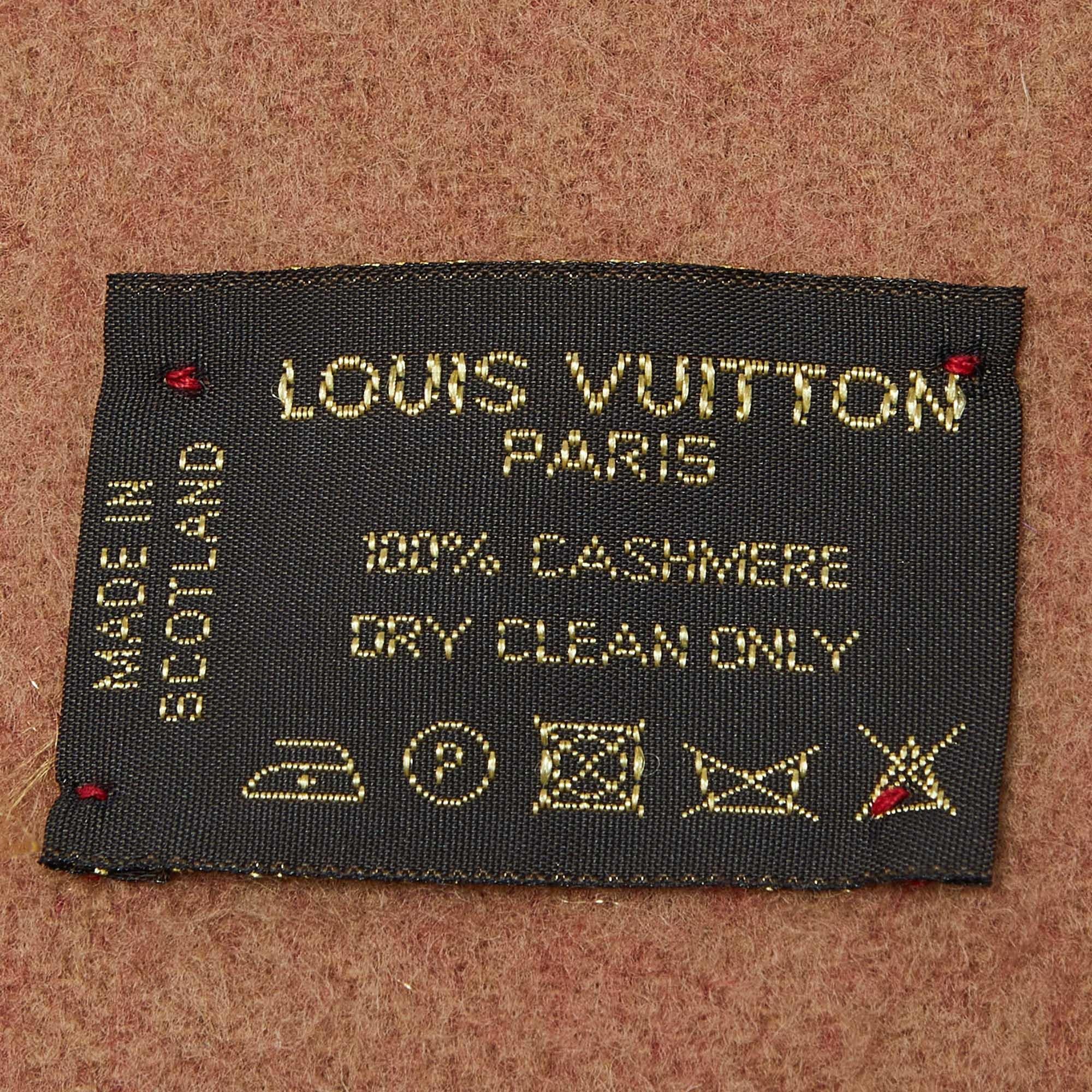 Women's Louis Vuitton Red/Brown Logo Cashmere Baroda Muffler For Sale
