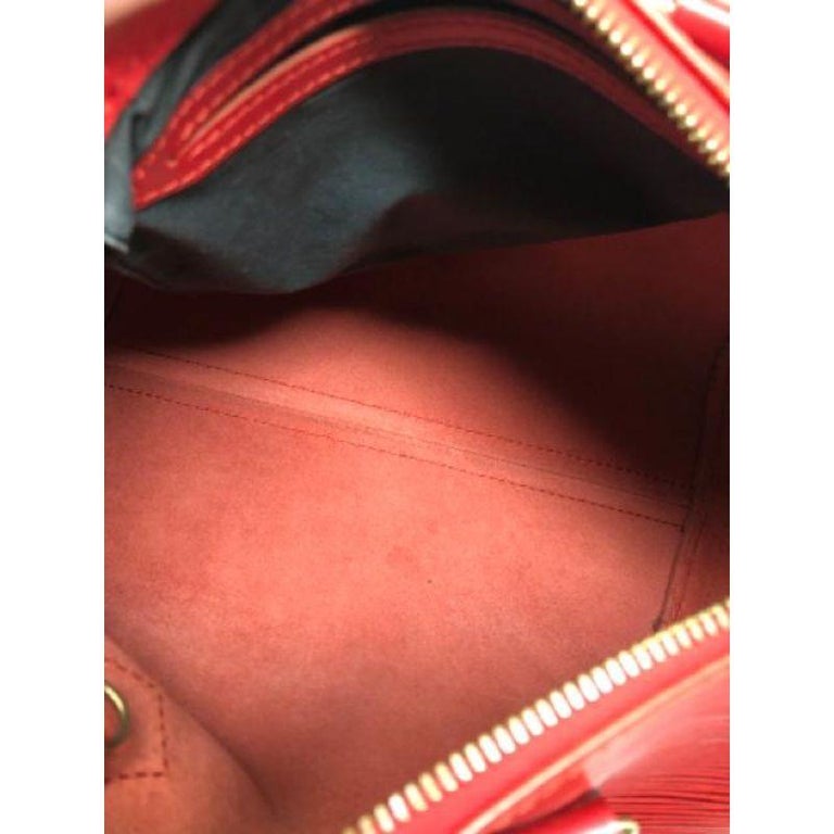 Louis Vuitton Red Epi Leather Bag Speedy Purse  For Sale 1