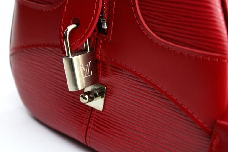 Louis Vuitton Montaigne EPI PM. Rebag! Quiet Luxury 