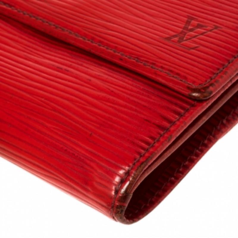 Louis Vuitton - Portefeuille Elise en cuir épi rouge Pour femmes en vente