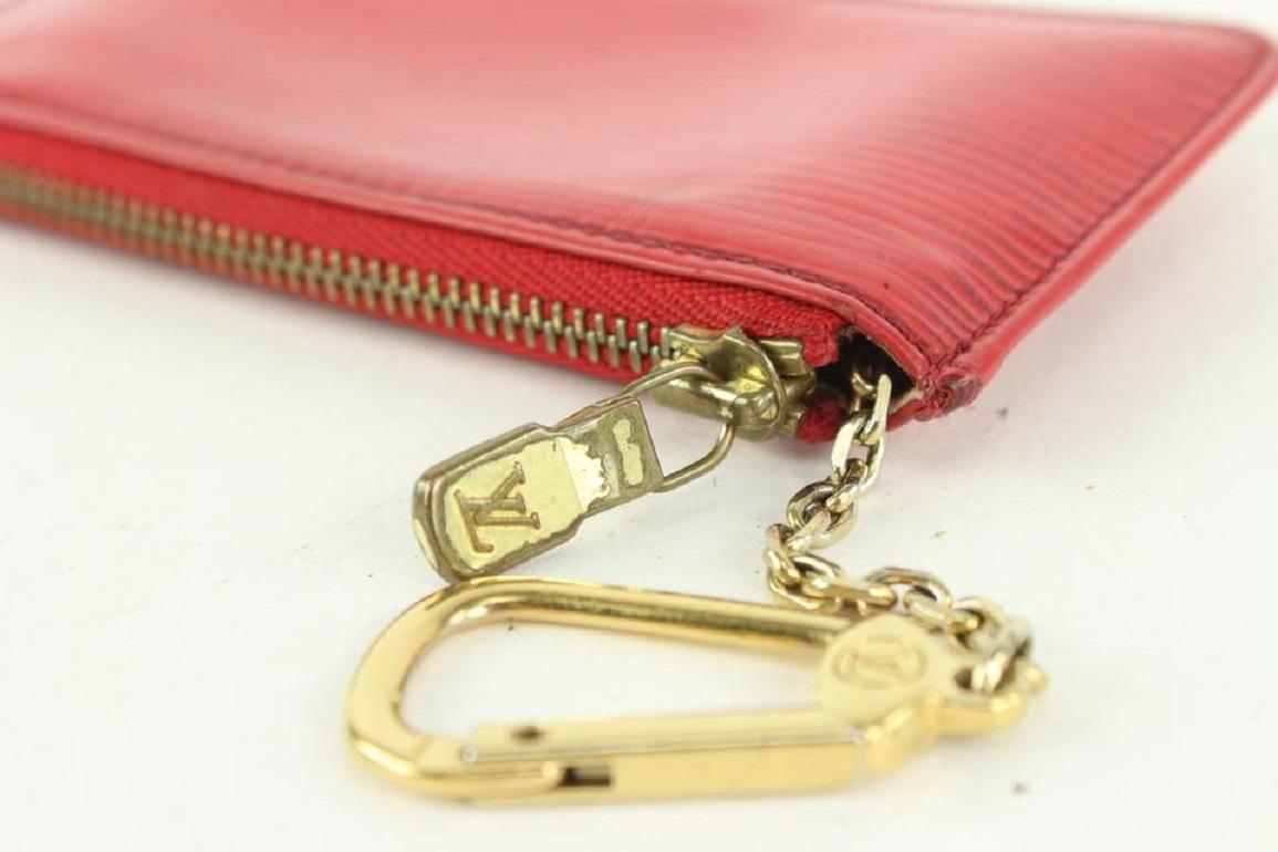 Louis Vuitton Red Epi Leather Key Pouch Pochette Cles 104lv33 In Good Condition For Sale In Dix hills, NY